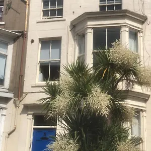 Granby House Apartments, 3, In The Old Town, Free On Street Parking Included Apartment Scarborough